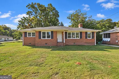 317 E Broad Street, Winder, GA 30680 - Photo 2