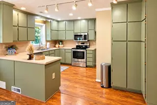 100 Belair Ln, Stockbridge, GA 30281 - Photo 14