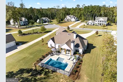 146 Durham Estates Drive, Sharpsburg, GA 30277 - Photo 2