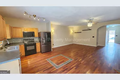 3854 Pleasant Oaks Drive, Lawrenceville, GA 30044 - Photo 4