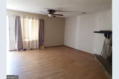 922 Lake Drive Court, Stone Mountain, GA 30088 - Photo 6