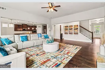 716 Genesee Point, Newnan, GA 30263 - Photo 4