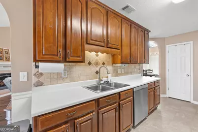 132 Castle Pines Drive, Bonaire, GA 31005 - Photo 18