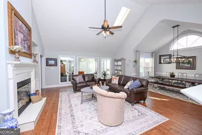 390 Fairway Court, Newnan, GA 30265 - Photo 6