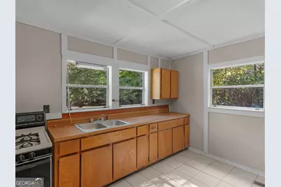 1284 Highway 18 W, Barnesville, GA 30204 - Photo 12