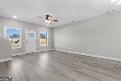 258 Beau Claire Circle, Byron, GA 31008 - Photo 4