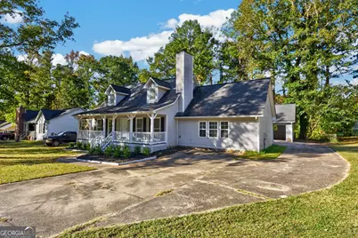 15 Pine Grove Circle, Newnan, GA 30263 - Photo 6