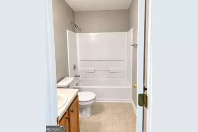 5445 Hilltop Pass, Fairburn, GA 30213 - Photo 12