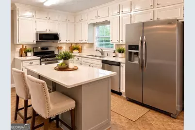 1378 Glen Verde Court, Lawrenceville, GA 30043 - Photo 2