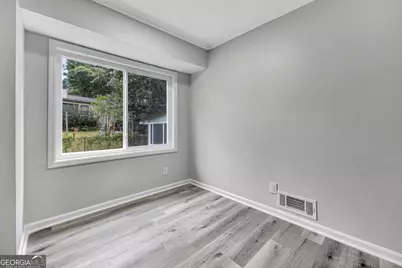 556 Greenview Avenue SE, Conyers, GA 30094 - Photo 12