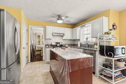 2534 Meadow Brooke Court, Lithonia, GA 30058 - Photo 14