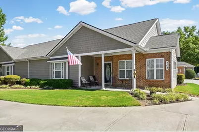 703 Commonwealth Circle, Newnan, GA 30263 - Photo 1
