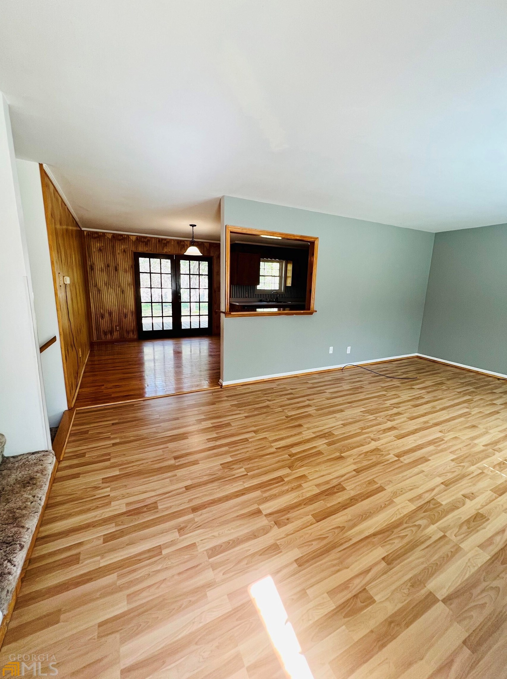 139 Lakeview Dr, Roberta, GA 31078-4650