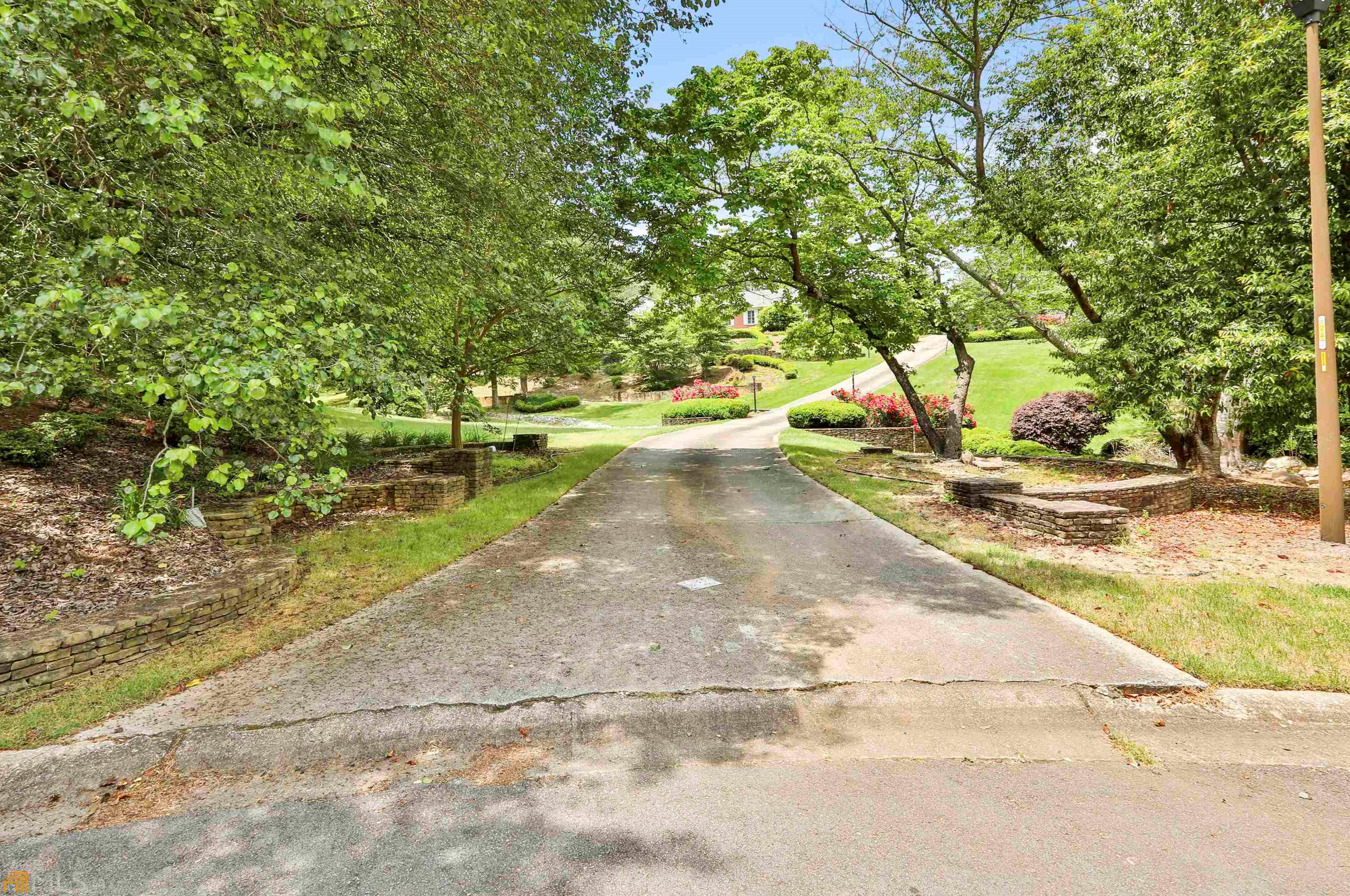 5327 Presley Pl, Douglasville, GA 30135-1201