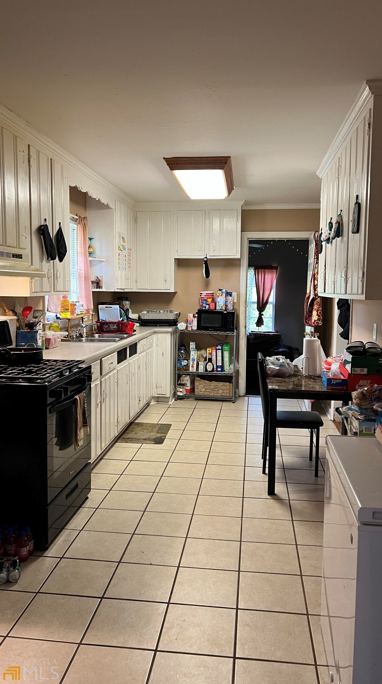 1859 Sussex Dr, Macon, GA 31206-3327