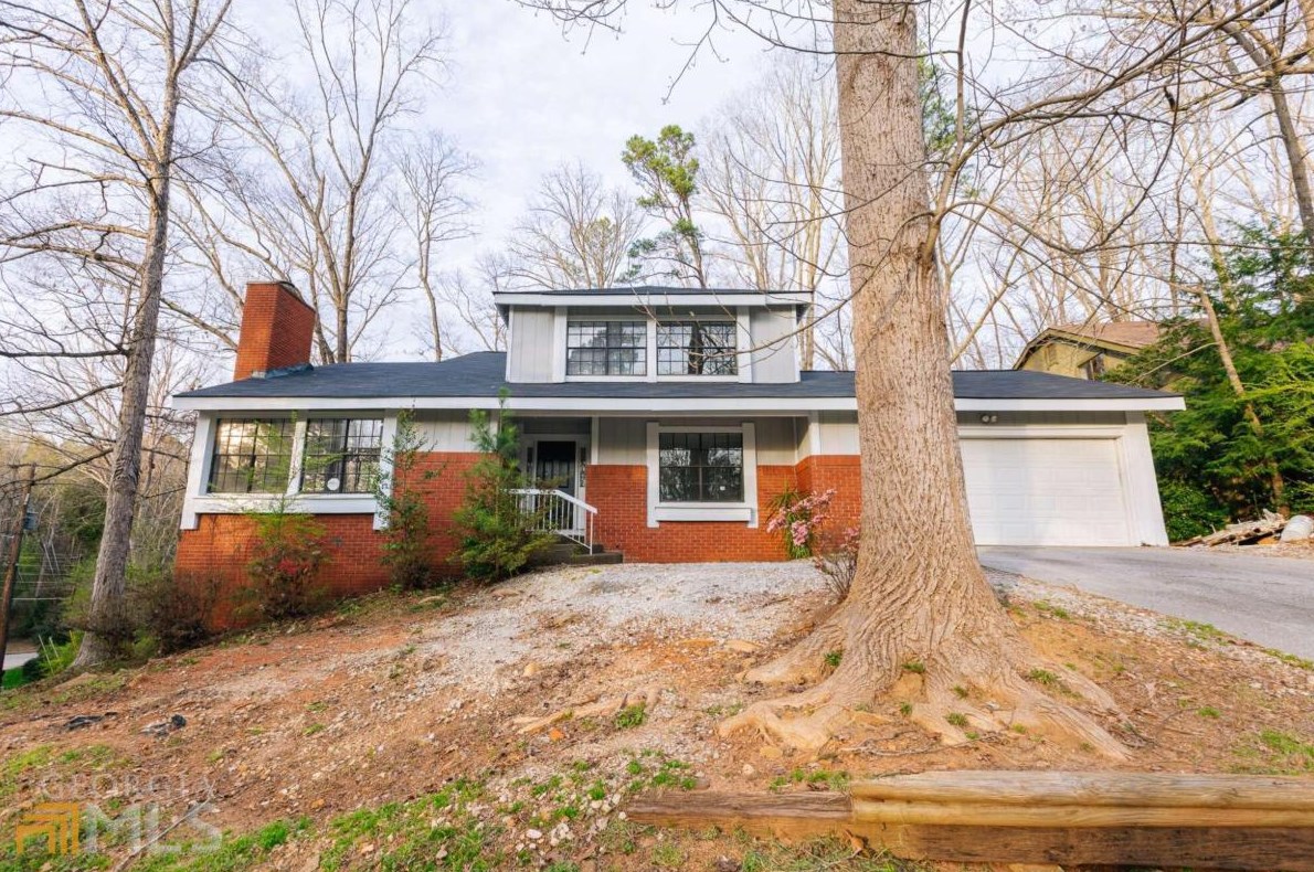 901 Millard Rd, Stone Mountain, GA 30088-2414