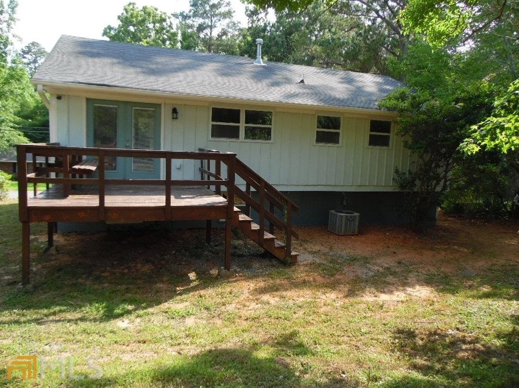 710 Forest Lake Dr, Macon, GA 31210-3208