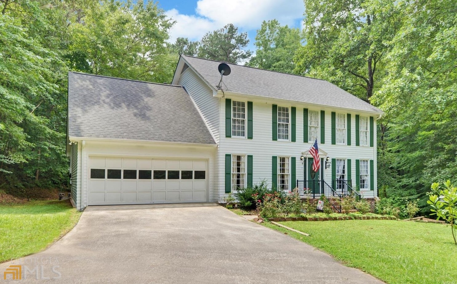 72 Beaver Brook Dr, Toccoa, GA 30577-3939
