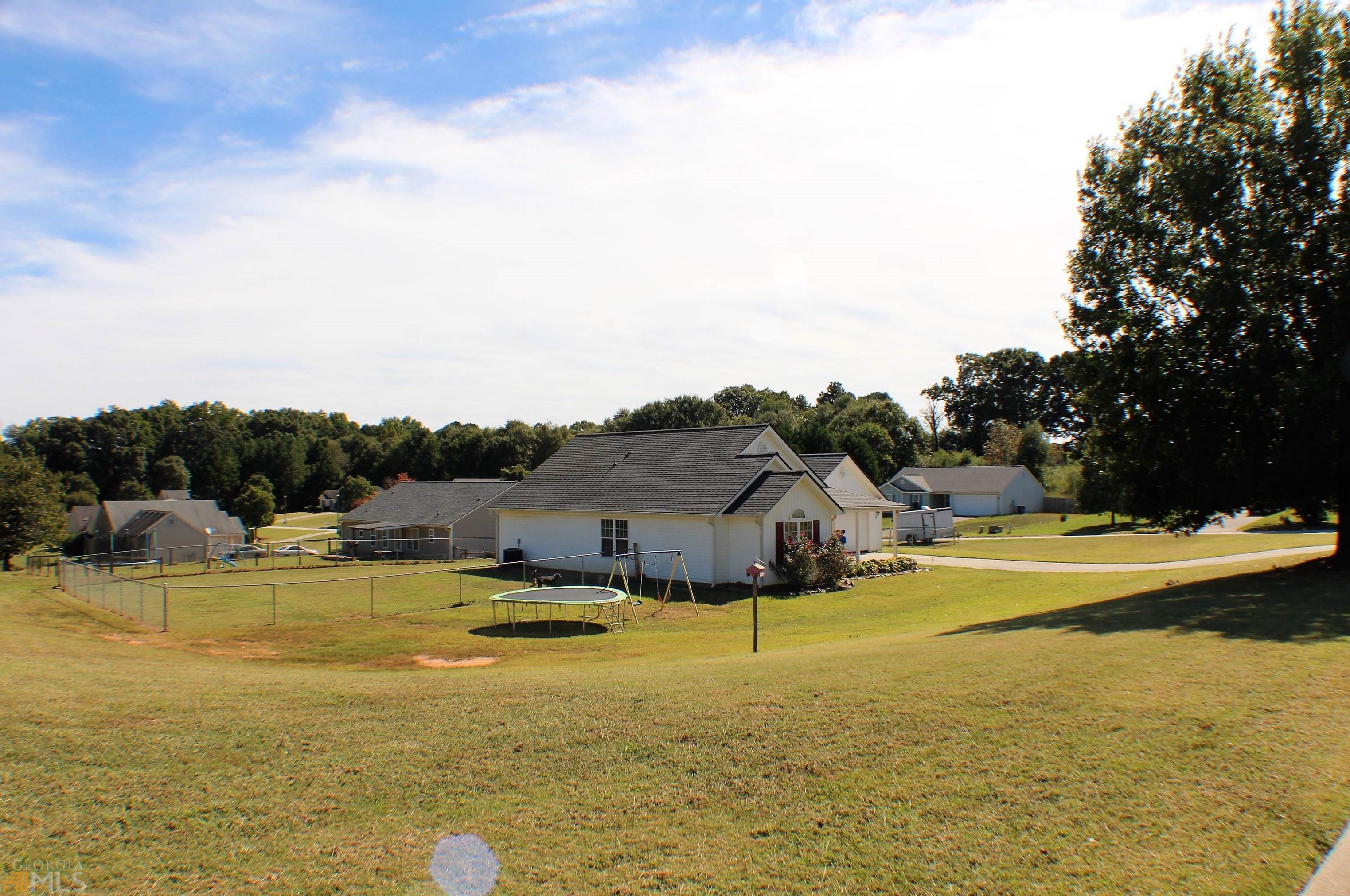 1236 Clearwater Ct, Winder, GA 30680-3241
