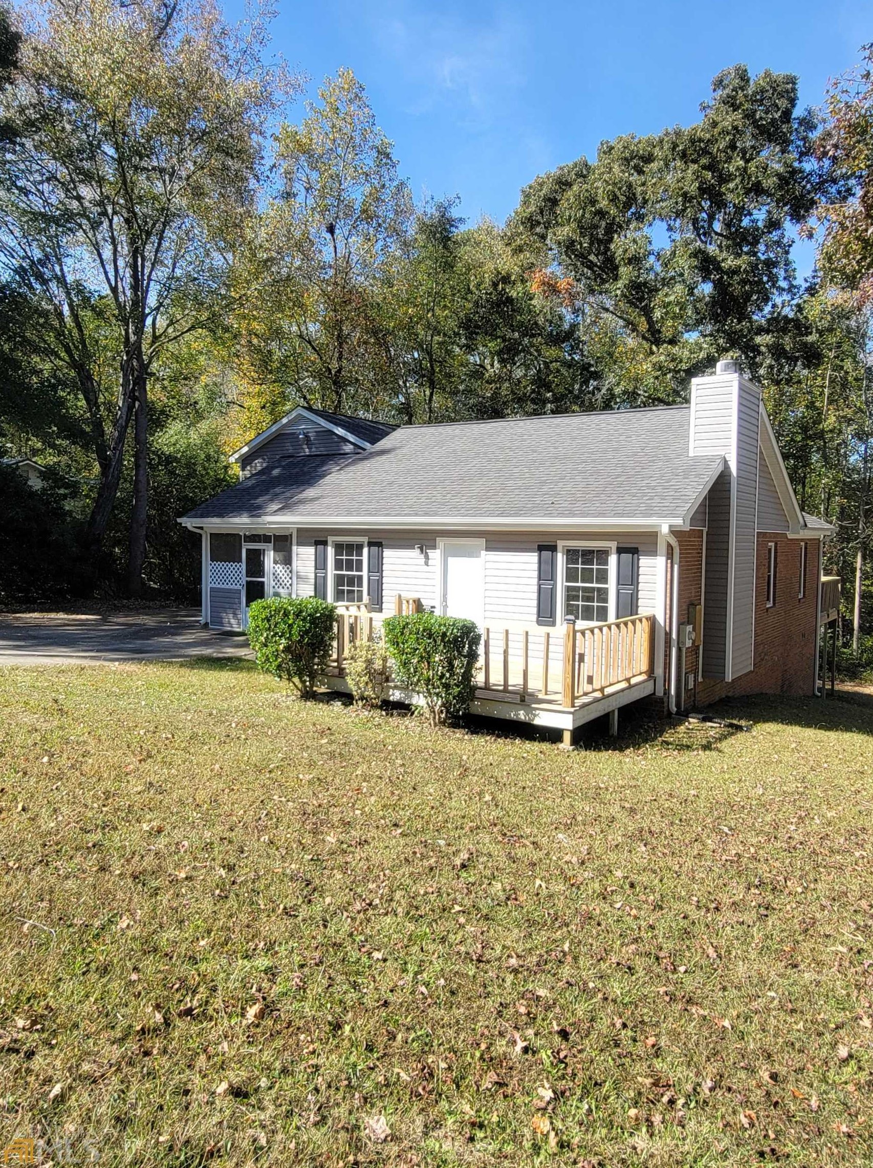 538 Fort St, Winder, GA 30680-3919