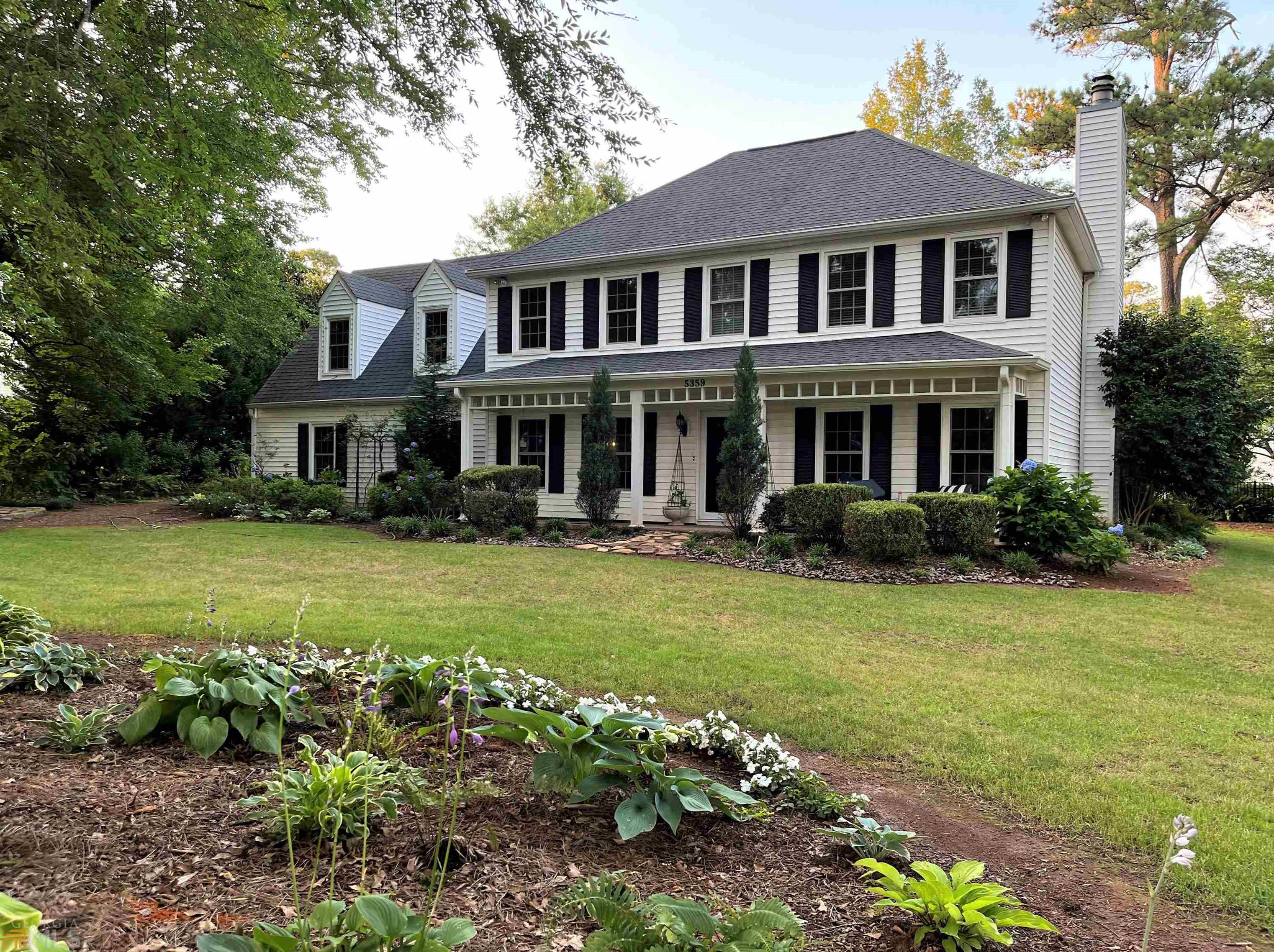 5359 Rivoli Dr, Macon, GA 31210