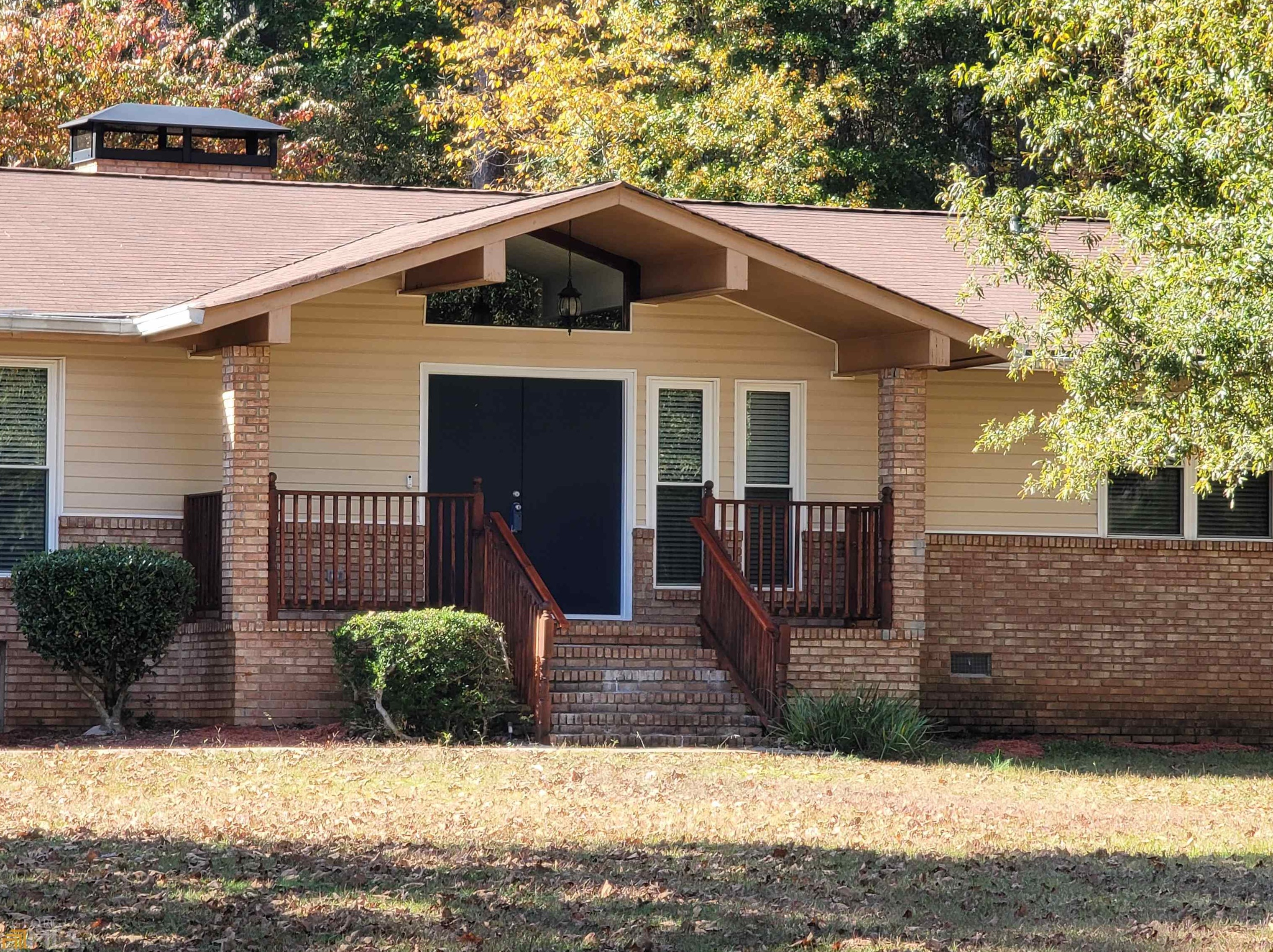 230 New Oak Ridge Trl, Fayetteville, GA 30214