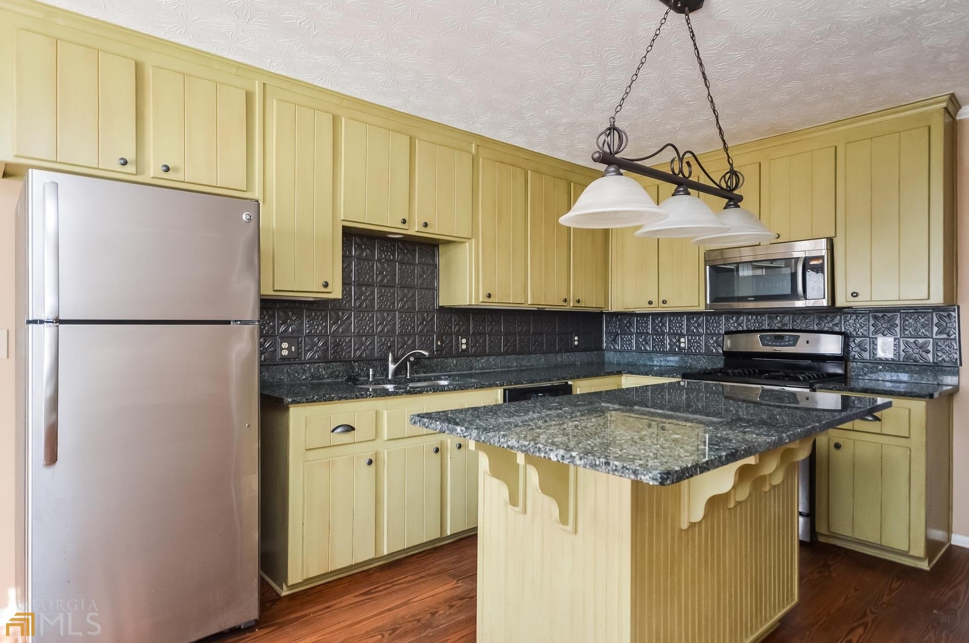 101 Thornbush Trce, Lawrenceville GA  30046-7453 exterior