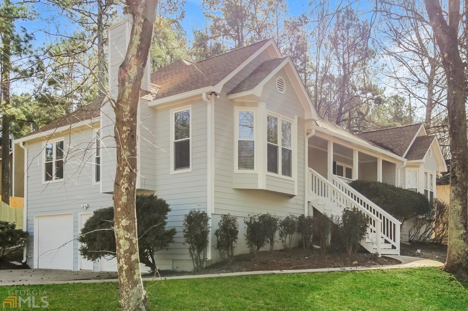 18 Bedford Ct, Douglasville GA  30134-6002 exterior