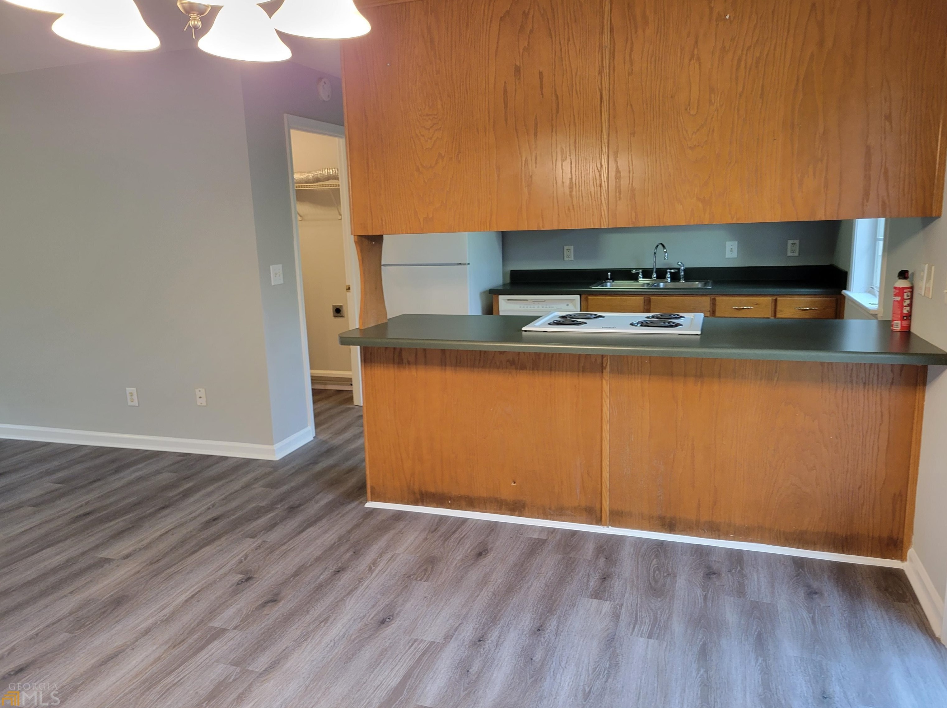 6205 Sweetgum Trl, Flowery Branch GA  30542-3950 exterior