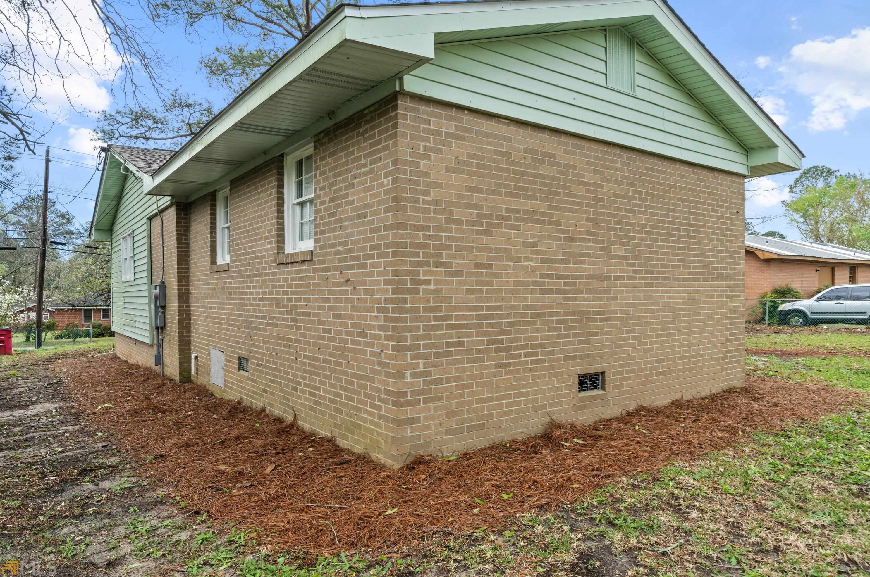 2468 Recreation Rd, Macon GA  31217-4639 exterior