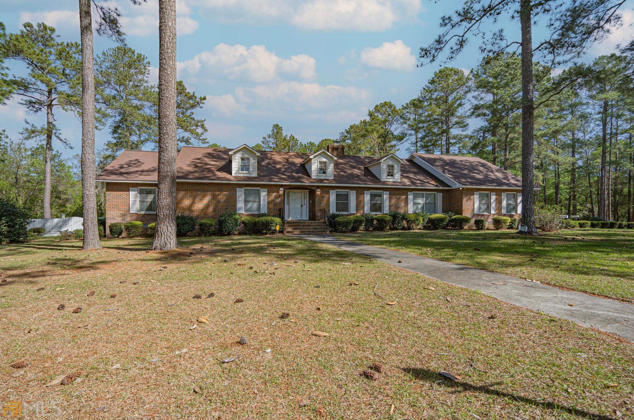 175 E Roosevelt Ave, Johnson Corner, GA 30436