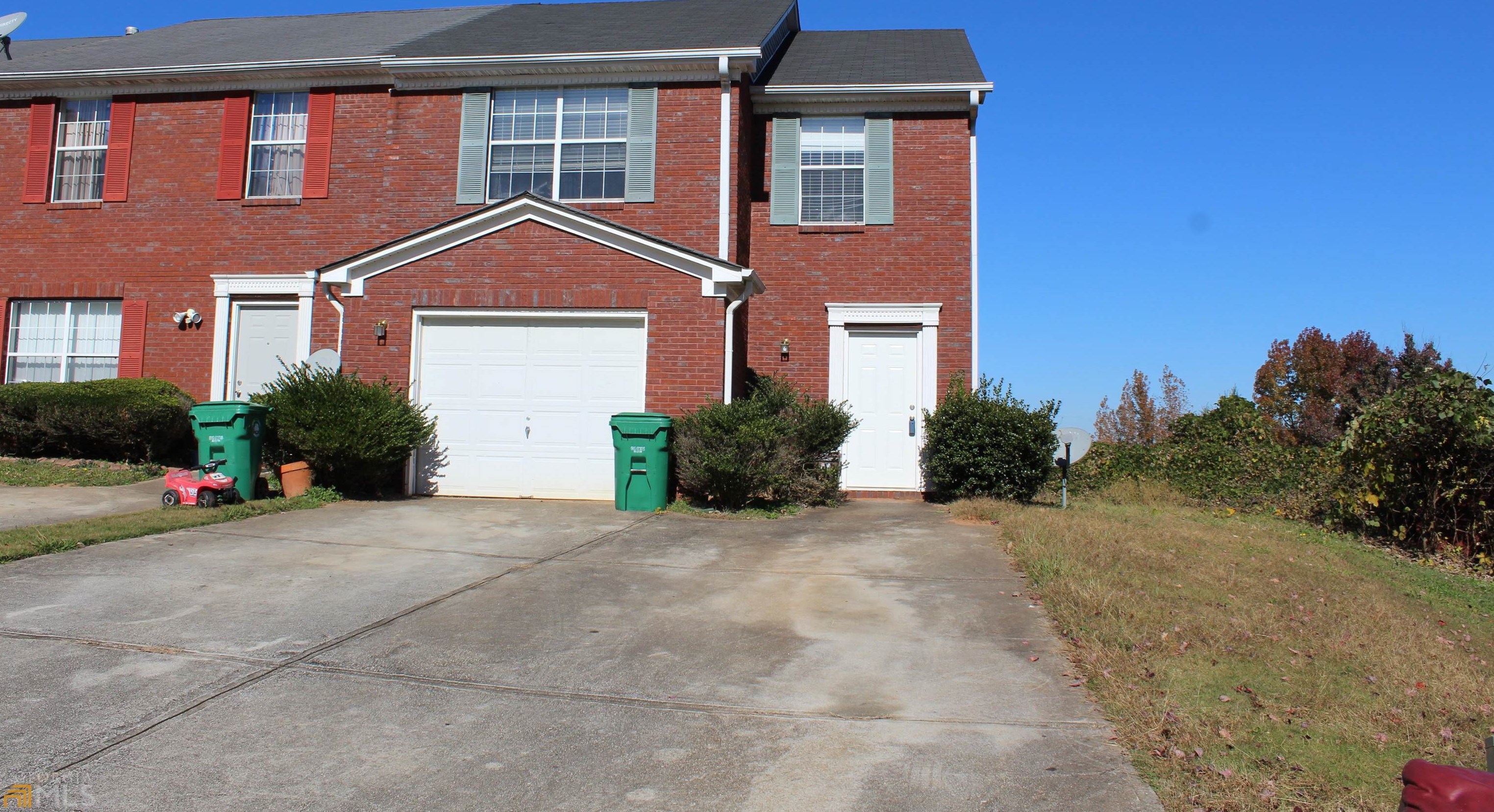 5666 Wind Gate Ln, Lithonia, GA 30058