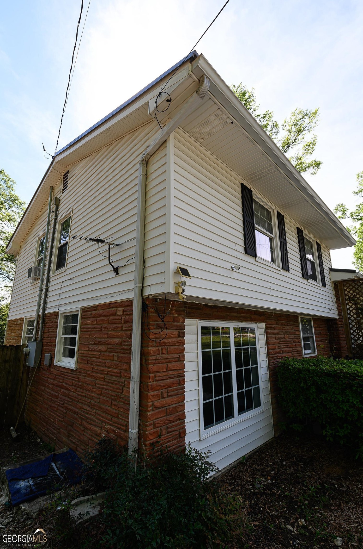 206 Kingsway Dr, Warner Robins GA  31088-4004 exterior