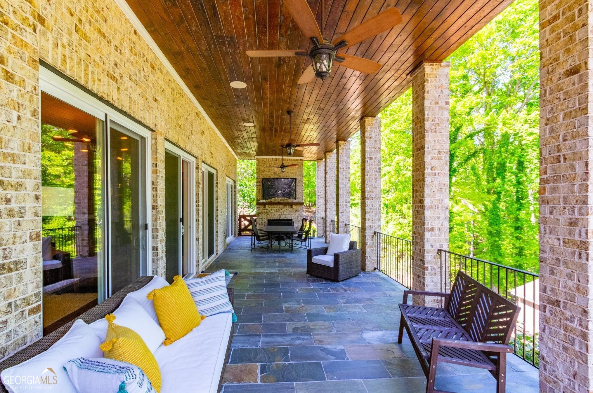 6537 Cox Dr, Flowery Branch GA  30542-2641 exterior