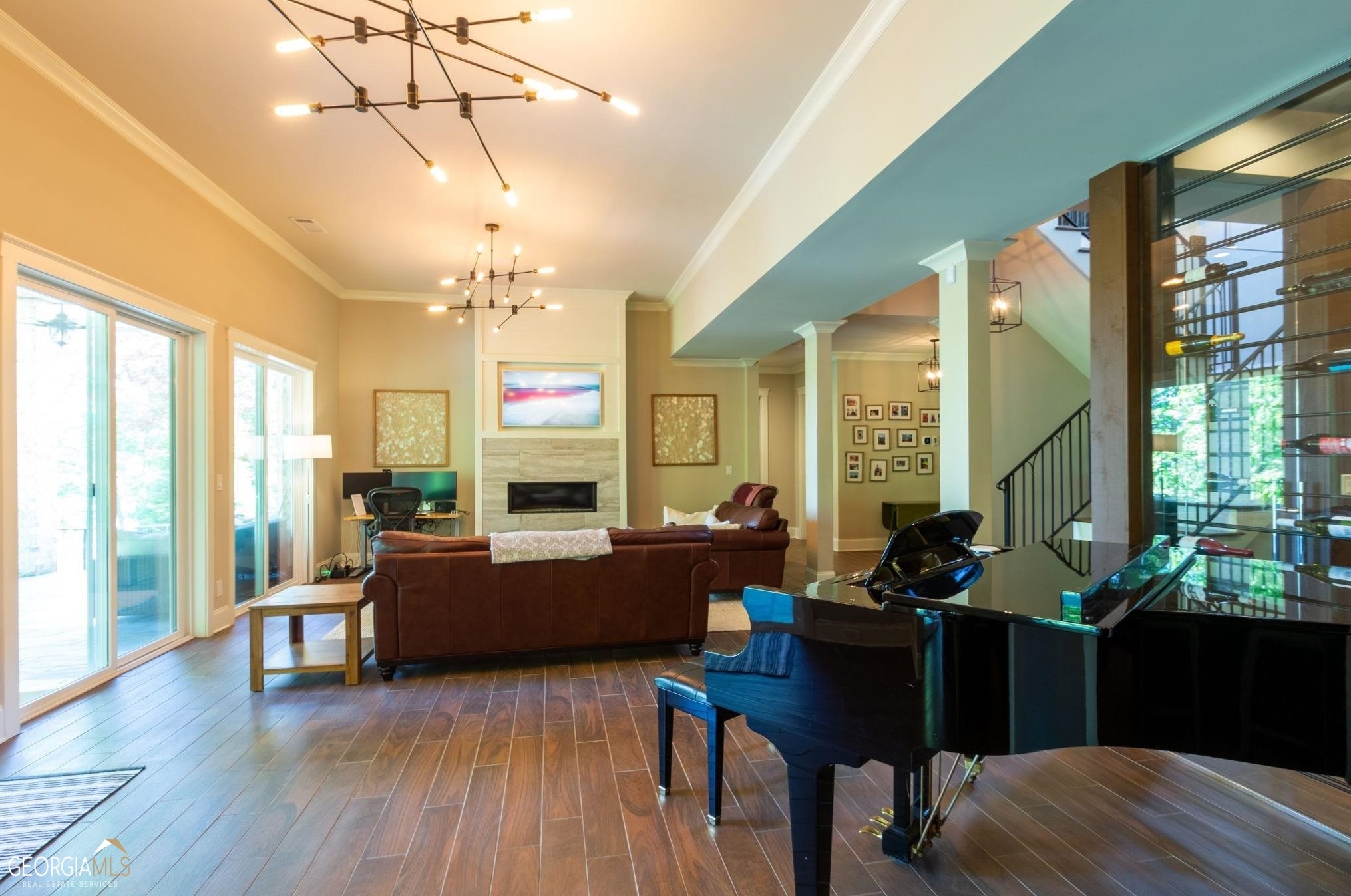 6537 Cox Dr, Flowery Branch GA  30542-2641 exterior