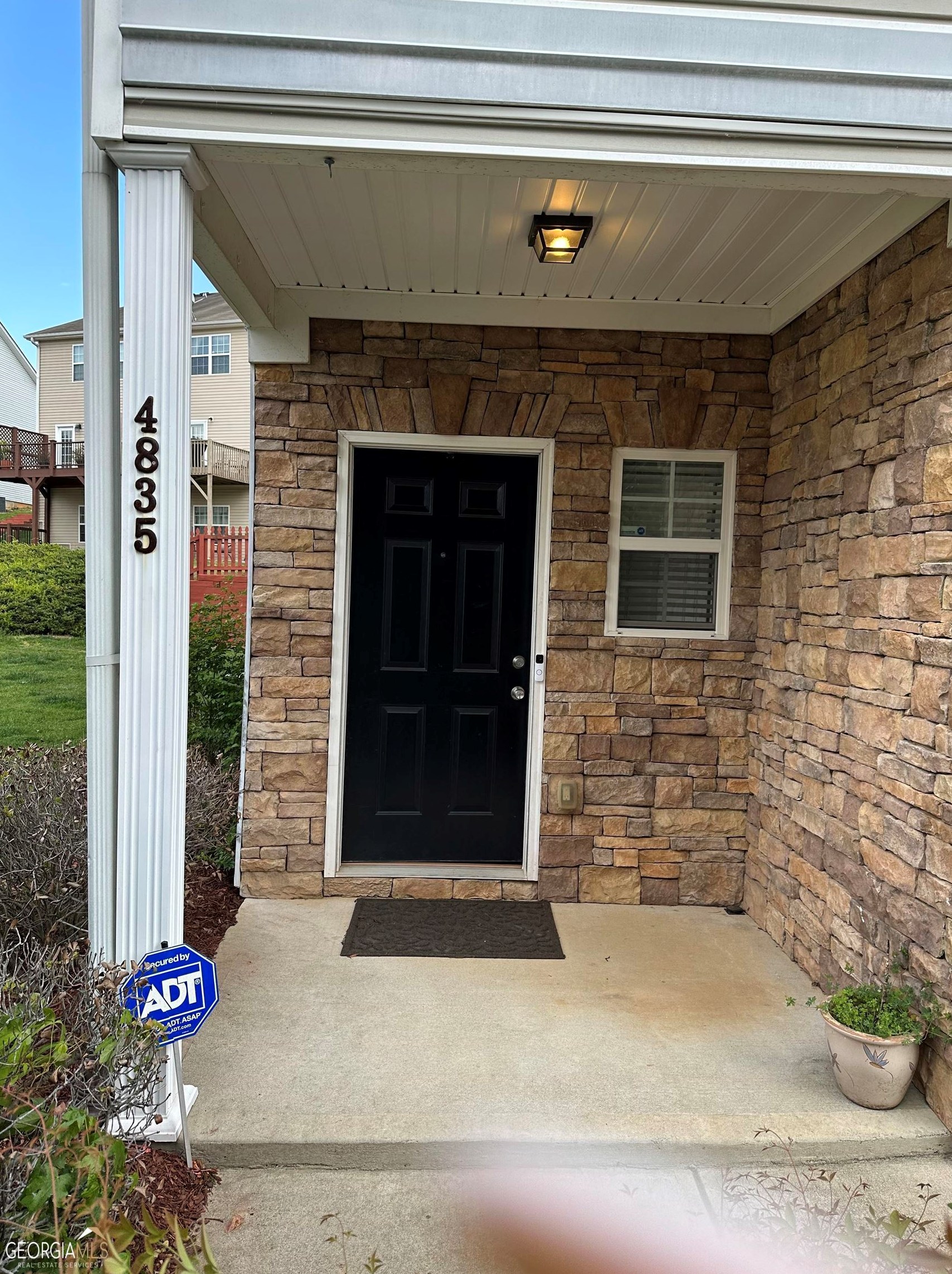 4835 Zephyr Cove Pl, Flowery Branch GA  30542-6303 exterior