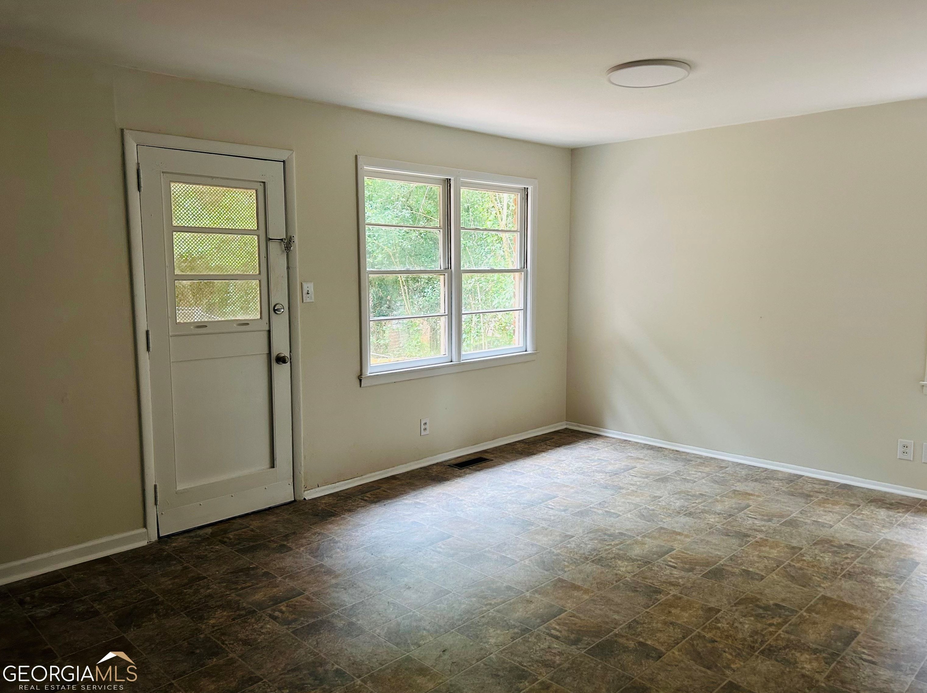 2590 Pierce Cir, Macon GA  31204-1665 exterior