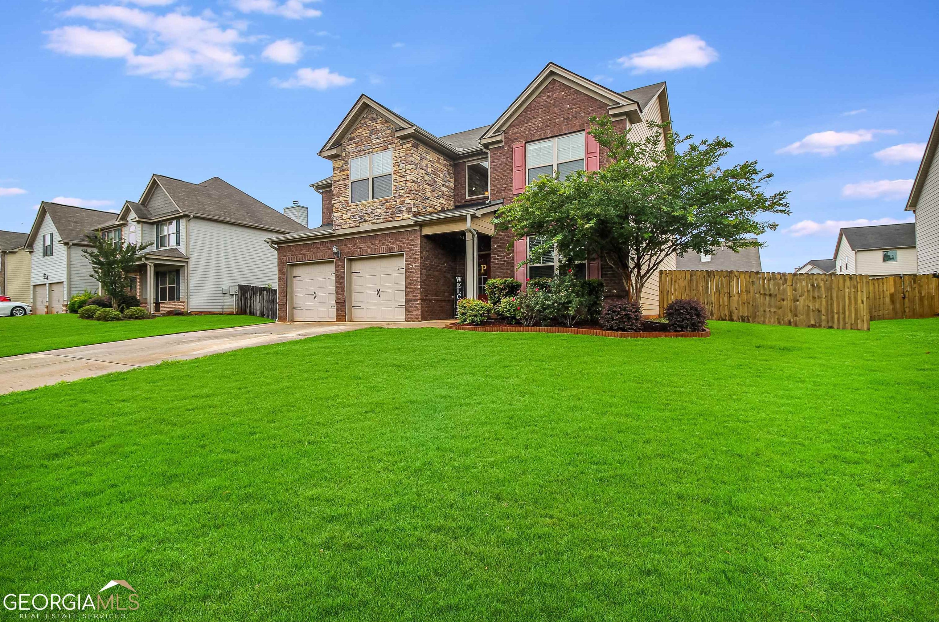 982 Celebration Ct, Locust Grove, GA 30248