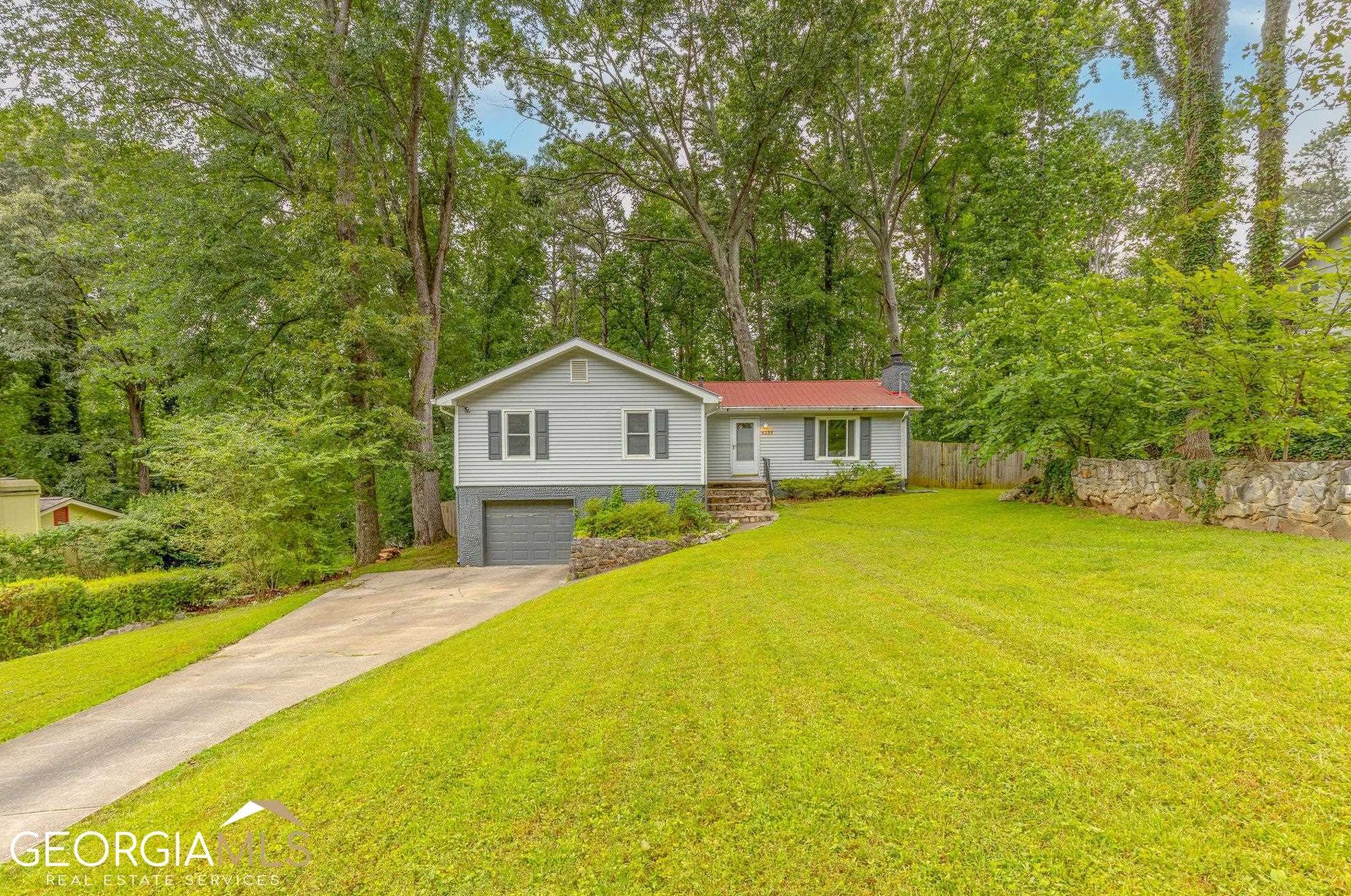 6235 Laurel Wood Trail, Flowery Branch, GA 30542