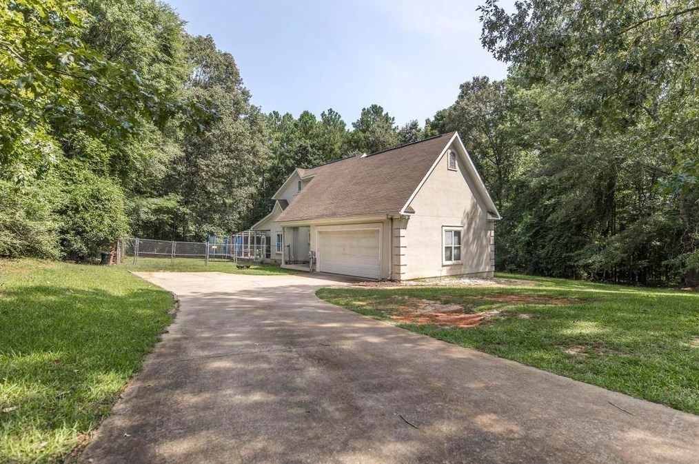 6955 Colaparchee Rd, Macon, GA 31220-7805