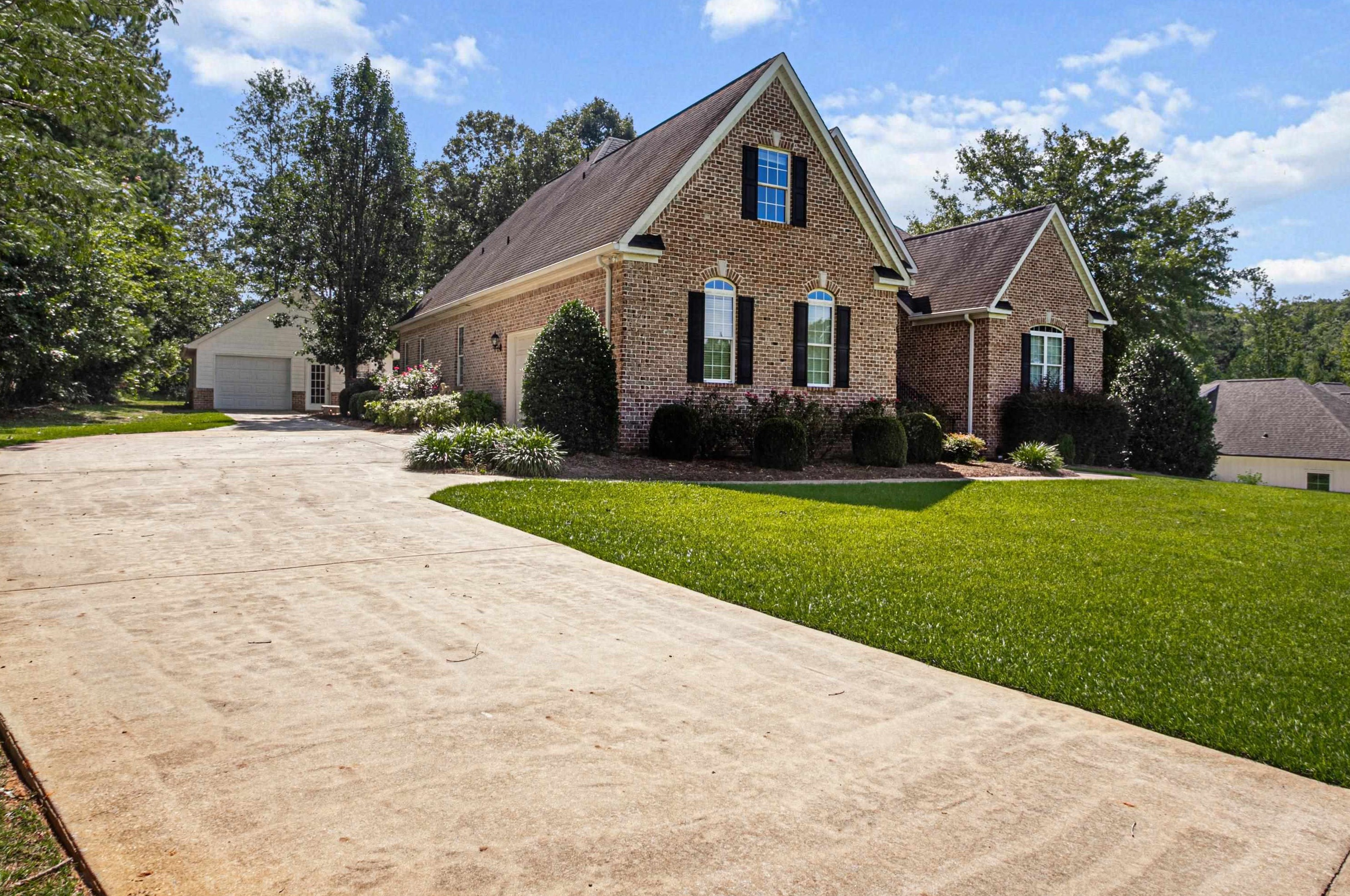78 Hertford Pl, Forsyth, GA 31029