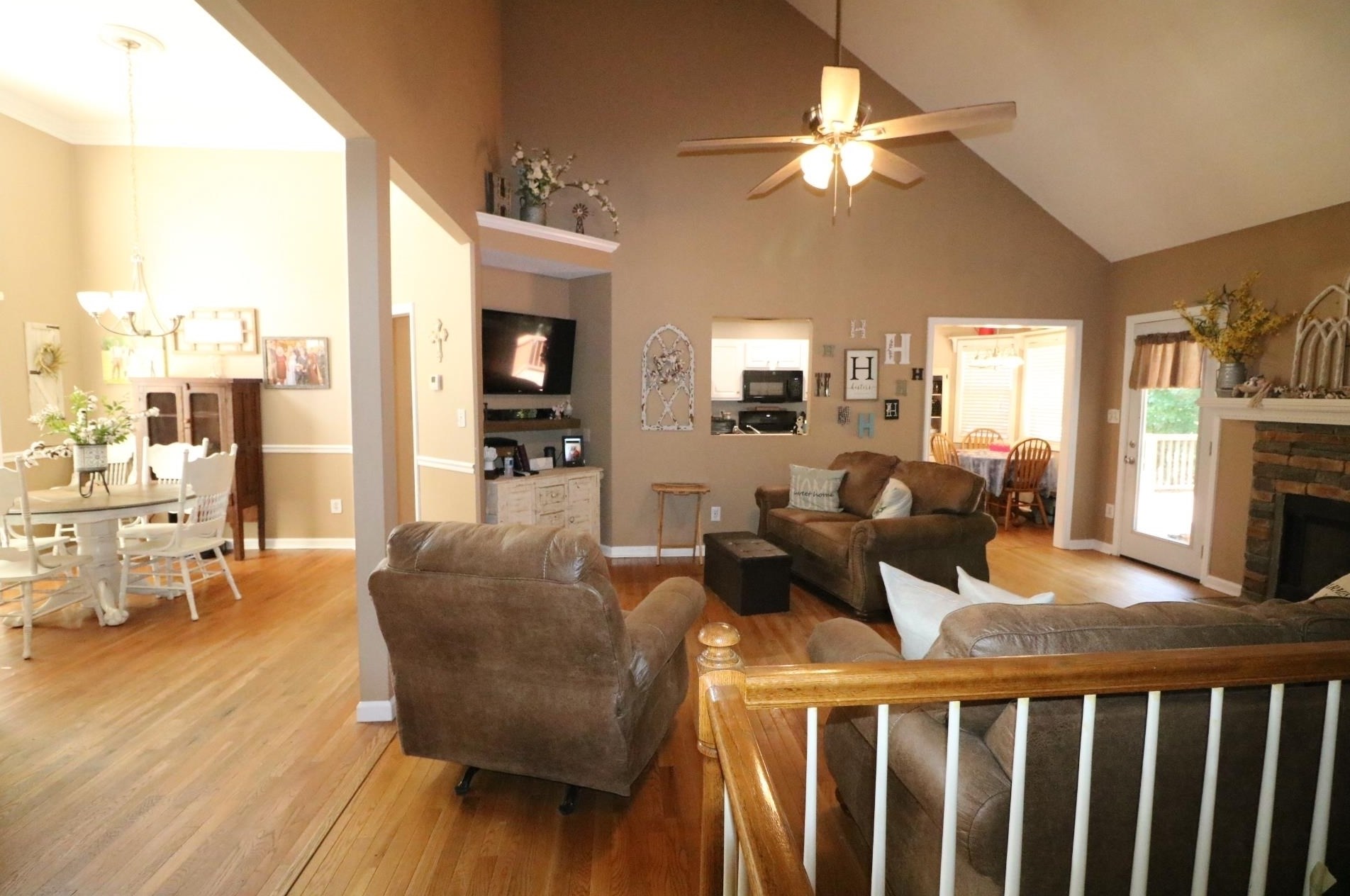 4055 Robindale Dr, Douglasville, GA 30135-7249
