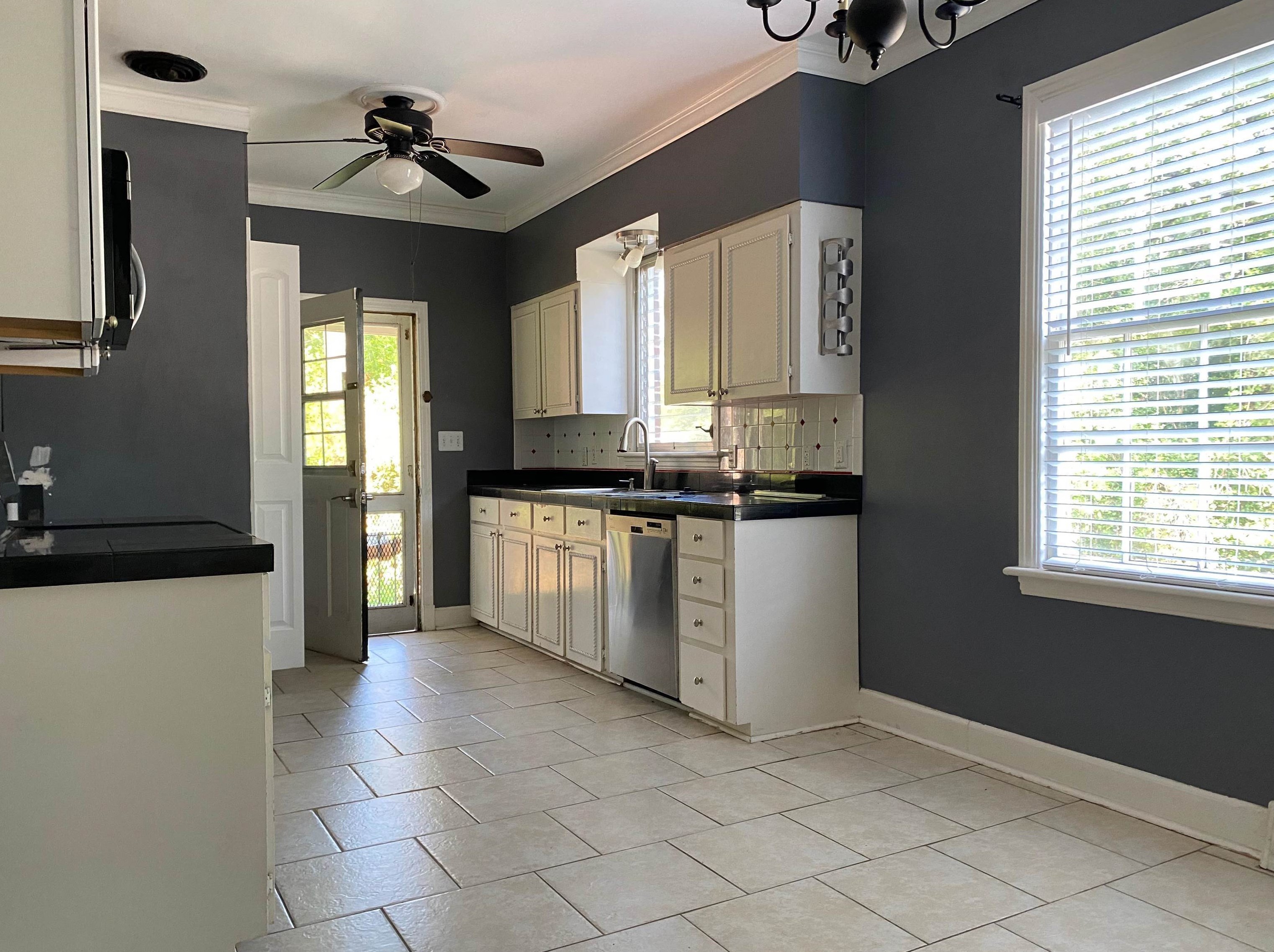 278 Calloway Dr, Macon GA  31204-2428 exterior