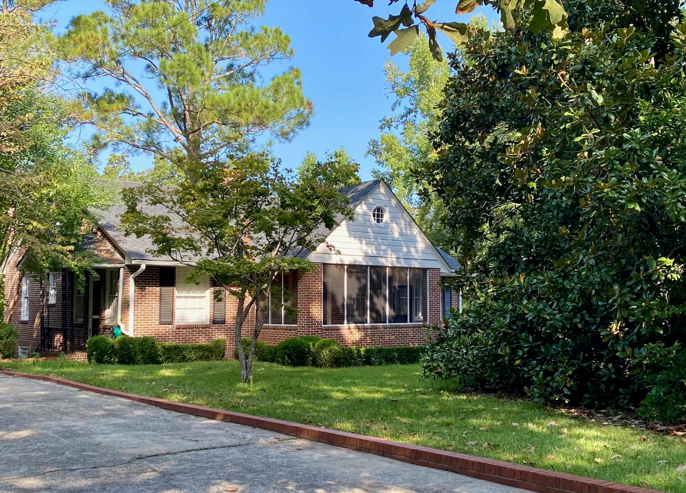 278 Calloway Dr, Macon, GA 31204