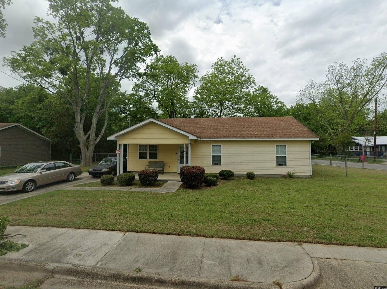 4137 Roy Ave, Macon, GA 31206-1940