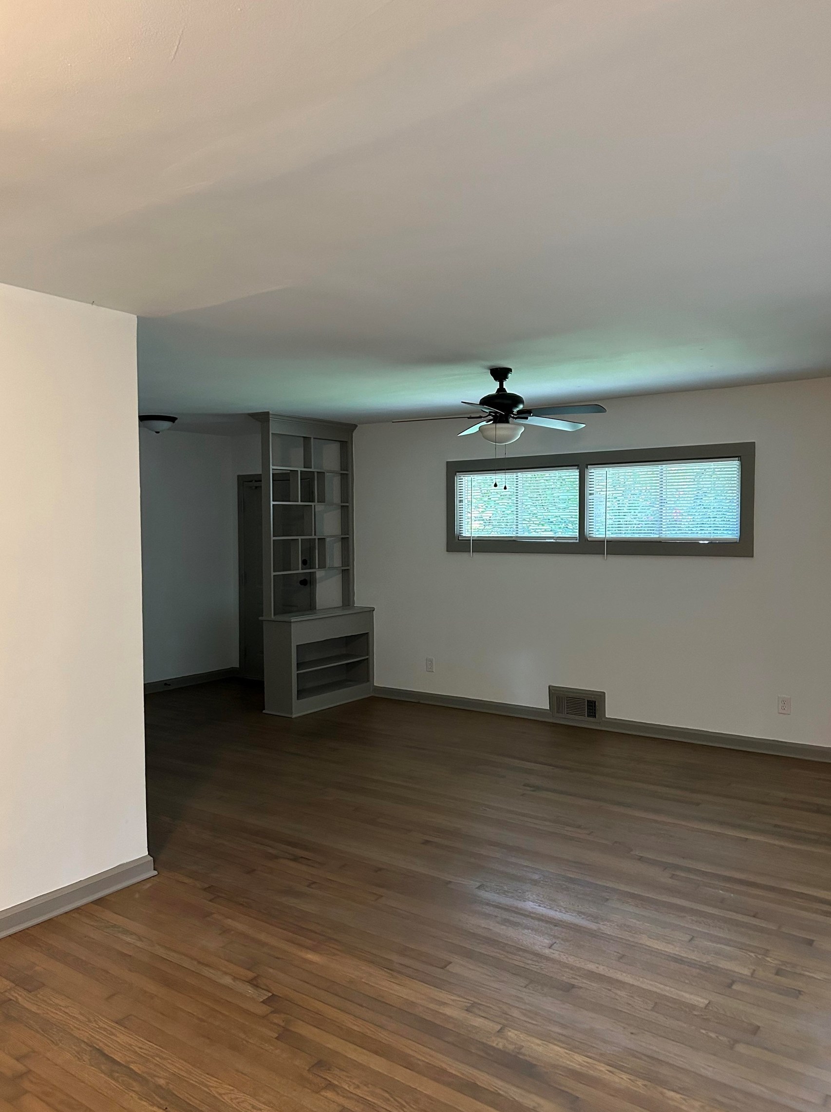 551 Hammond Dr, Atlanta, GA 30328