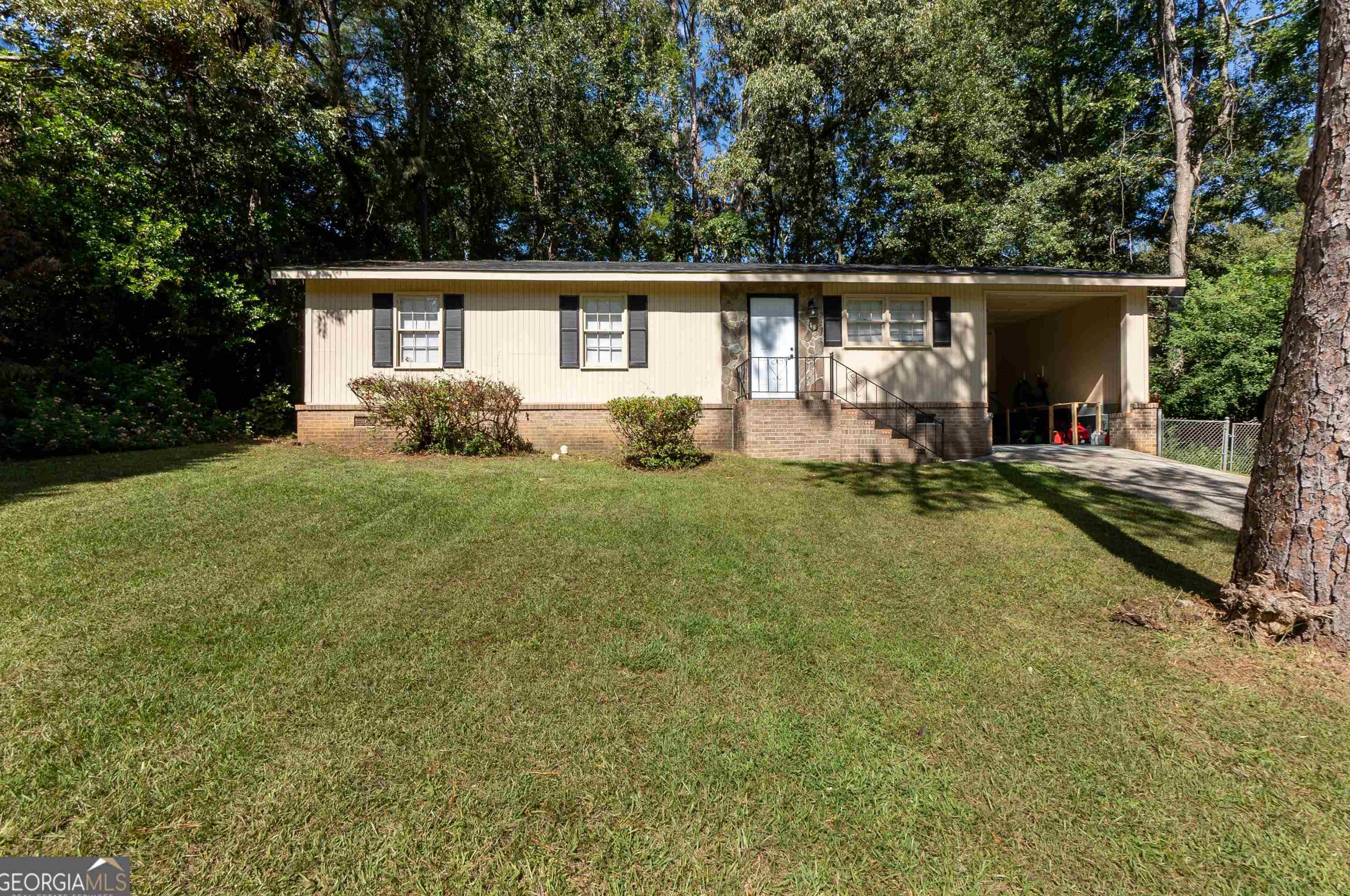 115 Valley View Dr, Warner Robins, GA 31088