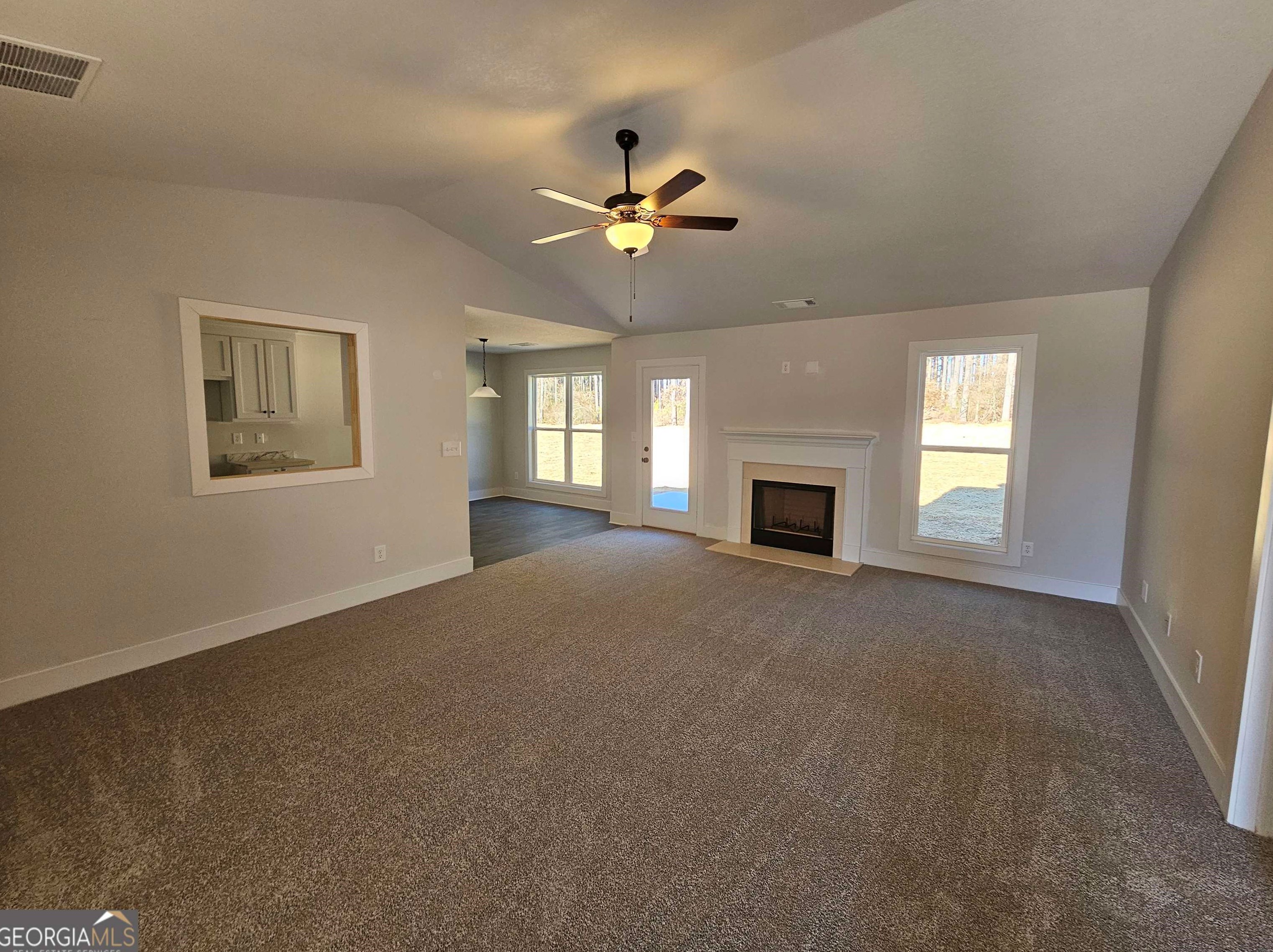 394 Walnut Dr, Hartwell, GA 30643-3476