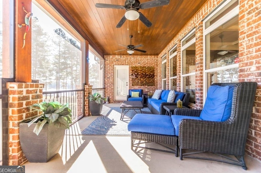 4020 Round Top Cir, Perry GA 31069-7806 exterior