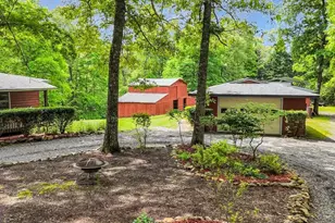 805 Quail Cove Cir, Warne, NC 28909 - Photo 96